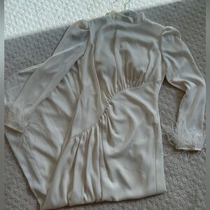 ZÈNA modest long white dress